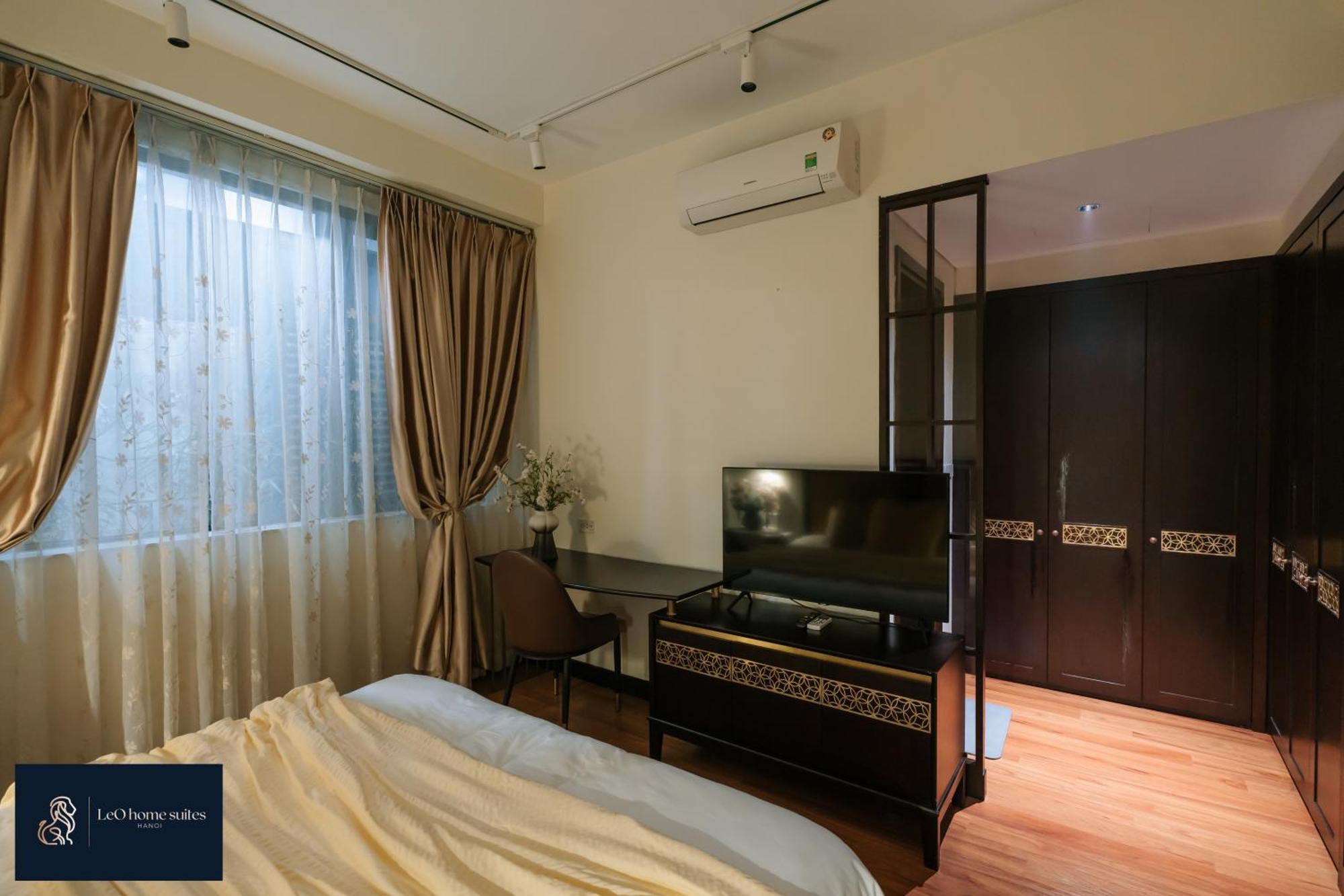 High-Ser Apartment -2Br - Niceview - Parking - Spacious - In Center Ханой Екстериор снимка