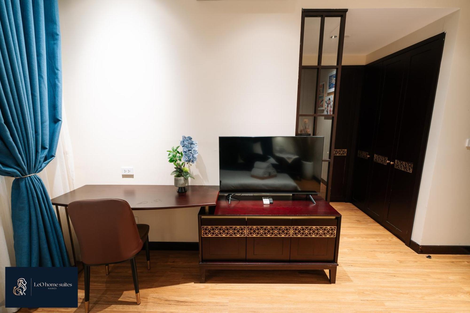 High-Ser Apartment -2Br - Niceview - Parking - Spacious - In Center Ханой Екстериор снимка
